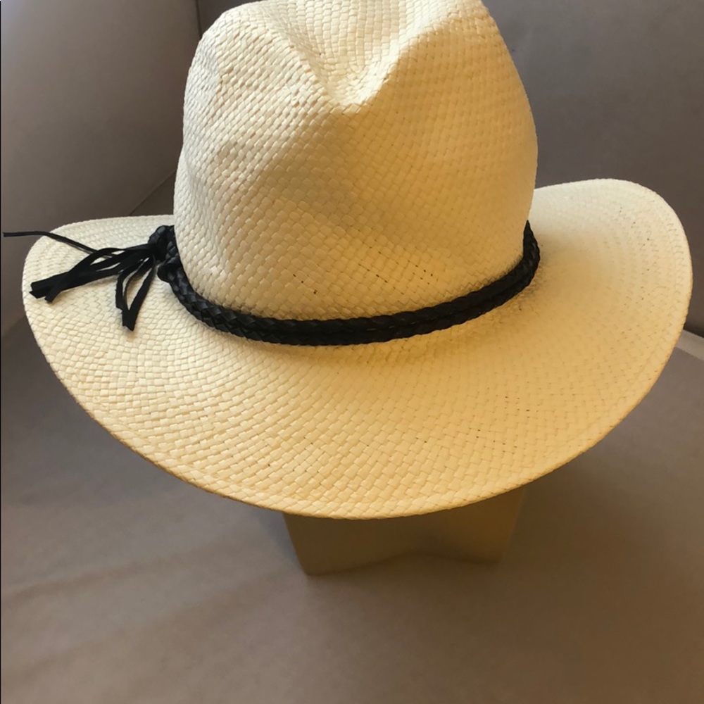 NWOT Free People White carmel hat - Picture 7 of 8